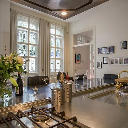 T Oude Koetshuis Vakantiehuis *